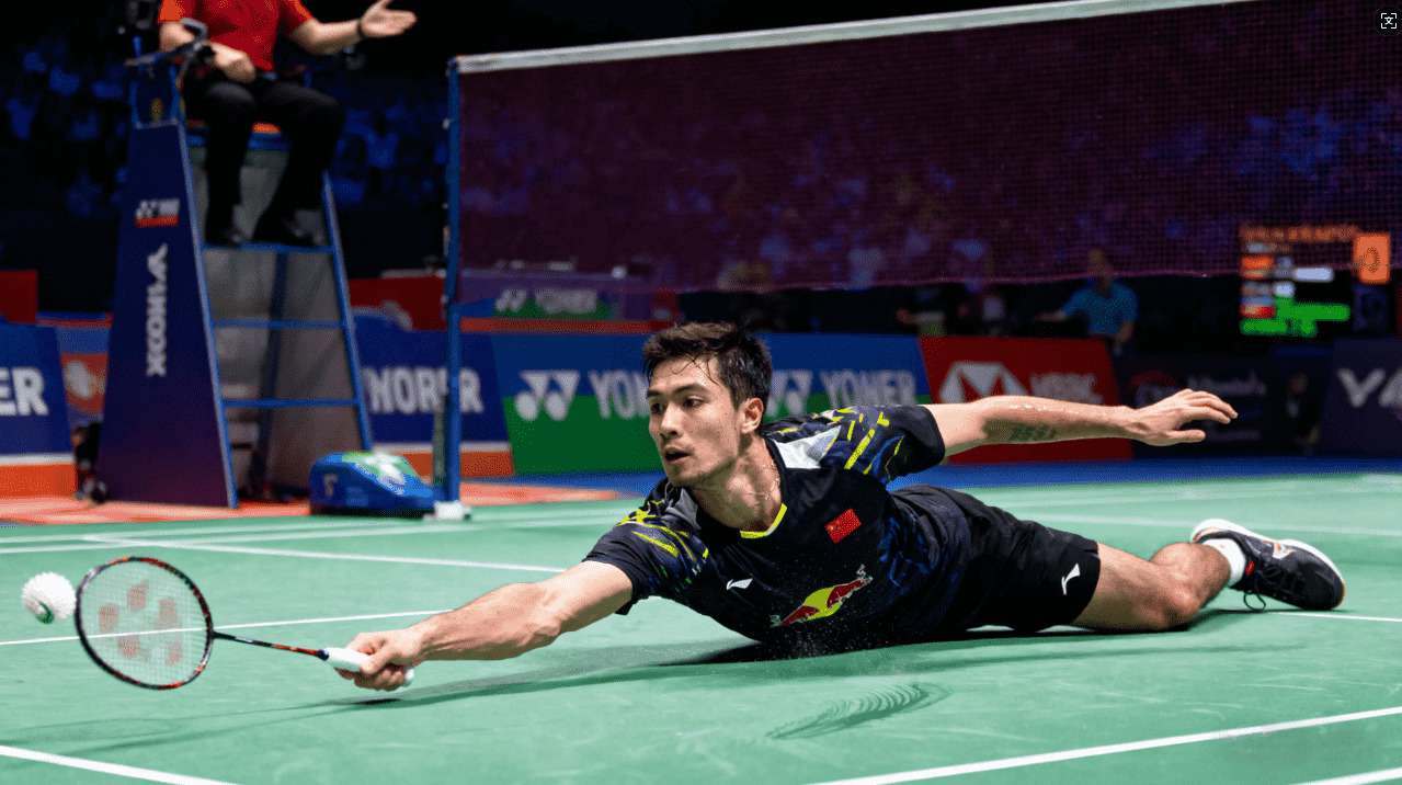 SY225C中型液压挖掘机